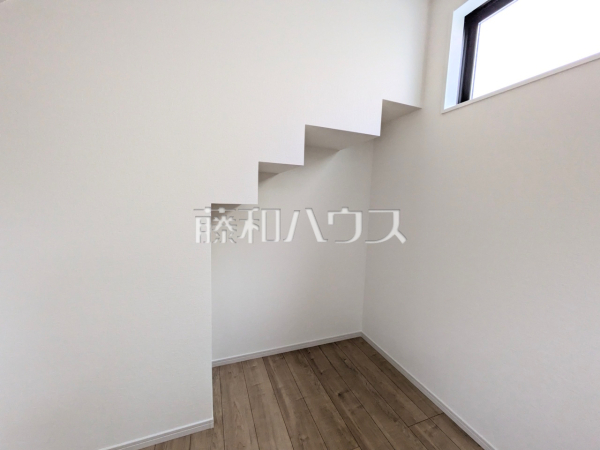 階段下スペース　【福岡市東区香椎駅東１丁目】