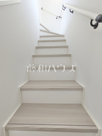 1号棟　階段　【西東京市新町５丁目】