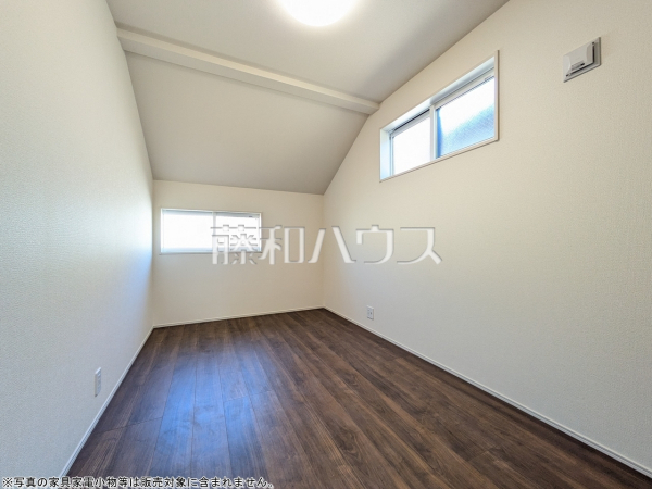 居室　【練馬区石神井台８丁目】