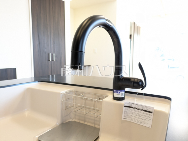 キッチン水栓　【練馬区石神井台８丁目】