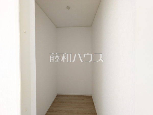 ウォークインクローゼット　【福岡市南区老司３丁目】