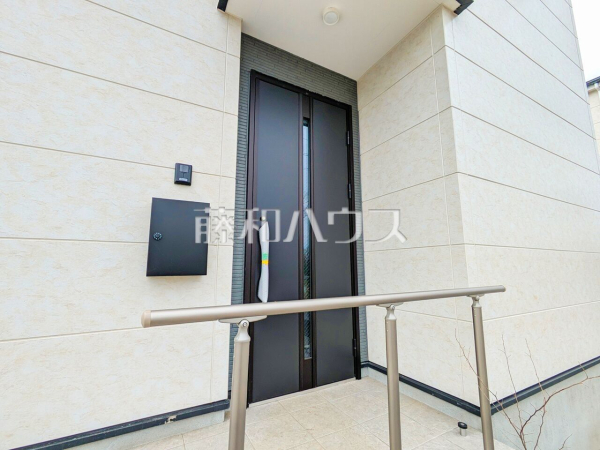 4号棟 玄関 【所沢市大字上安松】 4号棟 玄関 【所沢市大字上安松】