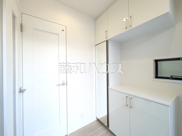 B号棟　玄関ホール　【小金井市貫井北町５丁目】