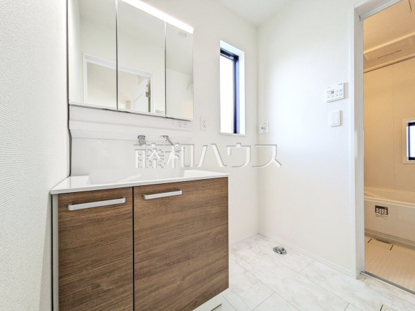 B号棟　洗面室　【小金井市貫井北町５丁目】