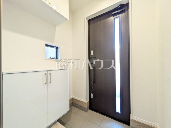 B号棟　玄関　【小金井市貫井北町５丁目】
