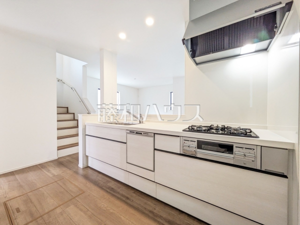 C号棟　キッチン　【小金井市貫井北町５丁目】