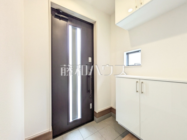 C号棟　玄関　【小金井市貫井北町５丁目】