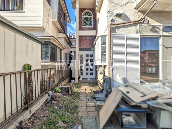 玄関　【武蔵村山市大南１丁目】