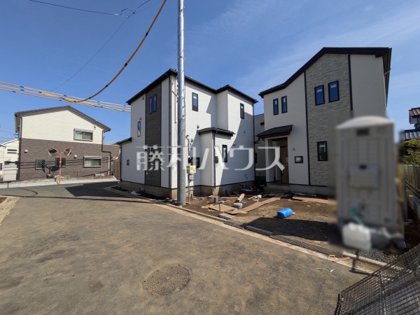 接道状況および現場風景　【三鷹市北野３丁目】