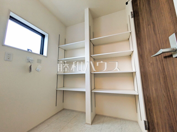 2号棟　収納　【新座市新堀１丁目】