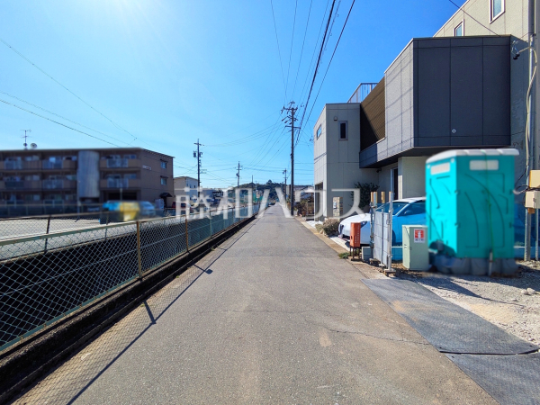 接道状況および現場風景　【小牧市小牧１丁目】