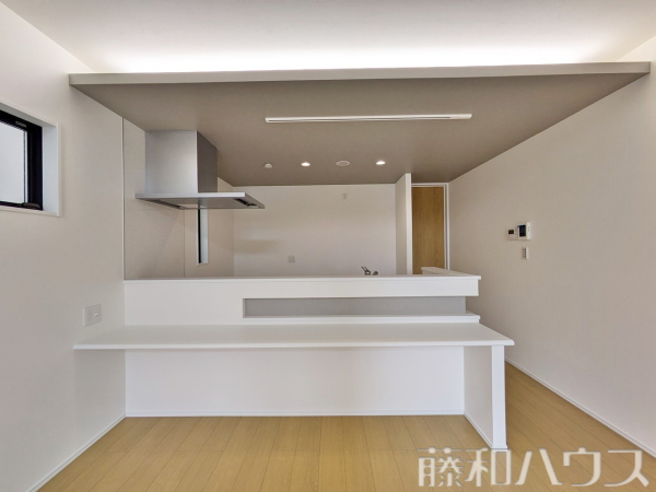 1号棟　キッチン　【春日井市不二ガ丘３丁目】