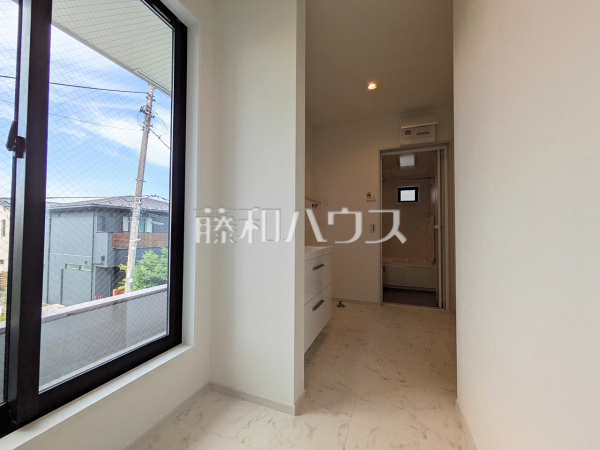 洗面室　【練馬区三原台３丁目】