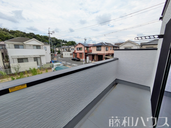 2号棟　バルコニー　【春日井市不二ガ丘３丁目】