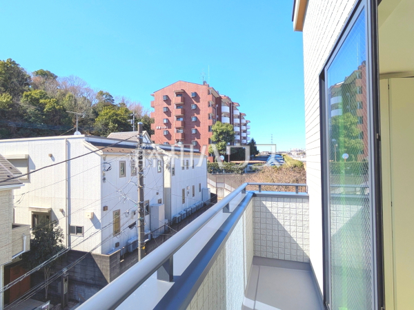 バルコニー　【多摩市貝取１丁目】