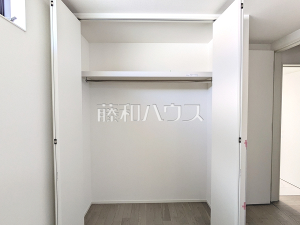 収納　【多摩市貝取１丁目】