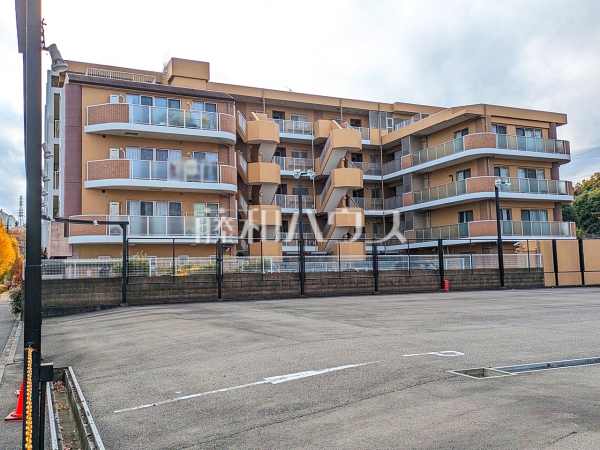 外観　【 アンビシャスパーク京王堀之内】