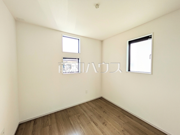 2号棟　居室　【福岡市南区屋形原１丁目】