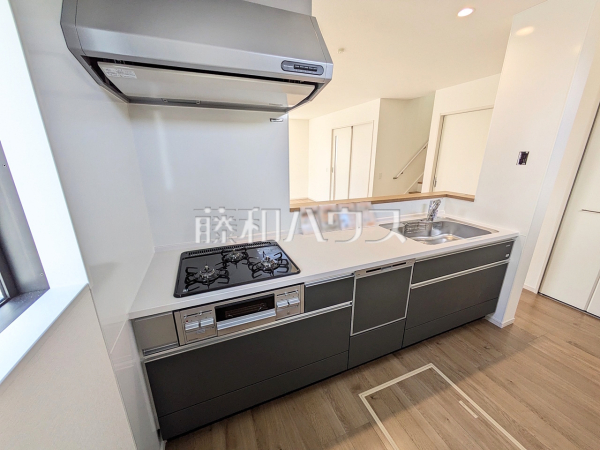 2号棟　キッチン　【福岡市南区屋形原１丁目】