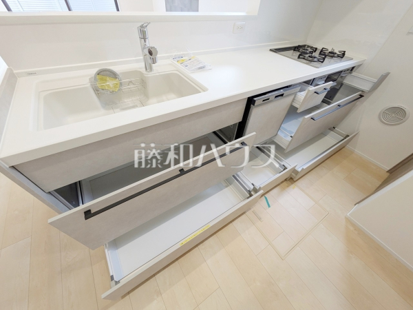 2号棟　キッチン　【三鷹市中原２丁目】