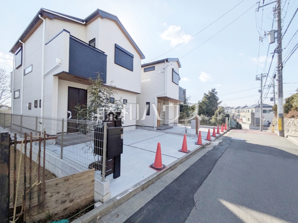接道状況および現場風景　【三鷹市中原２丁目】