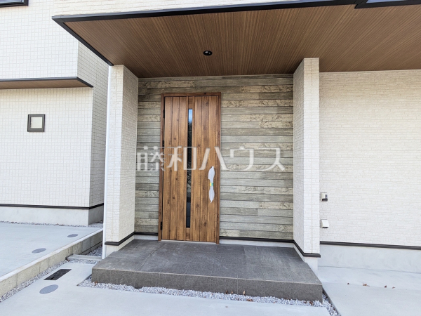 2号棟　玄関　【三鷹市中原２丁目】