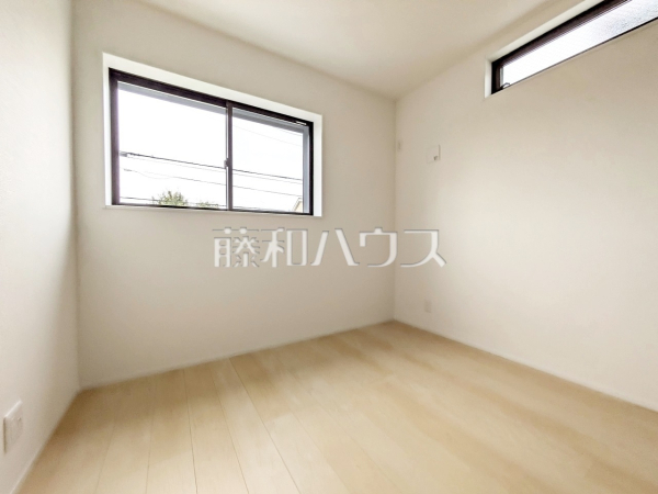 2号棟　居室　【三鷹市中原２丁目】