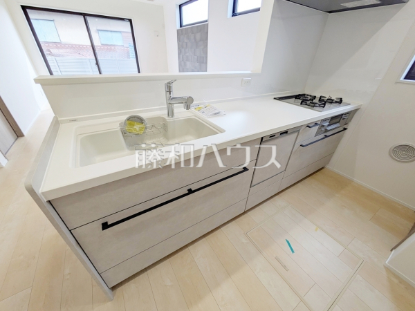 2号棟　キッチン　【三鷹市中原２丁目】