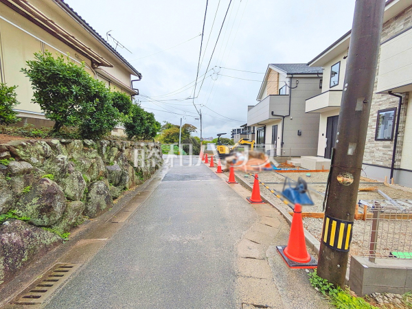 接道状況および現場風景　【福岡市中央区輝国２丁目】