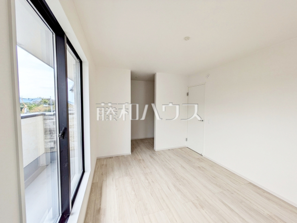 2号棟　居室　【福岡市中央区輝国２丁目】