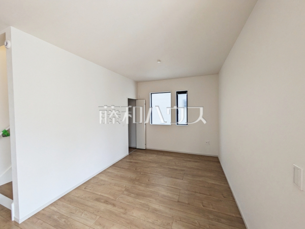 1号棟　リビング　【福岡市中央区輝国２丁目】