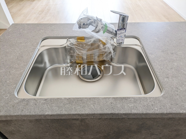 1号棟　キッチンシンク　【福岡市中央区輝国２丁目】