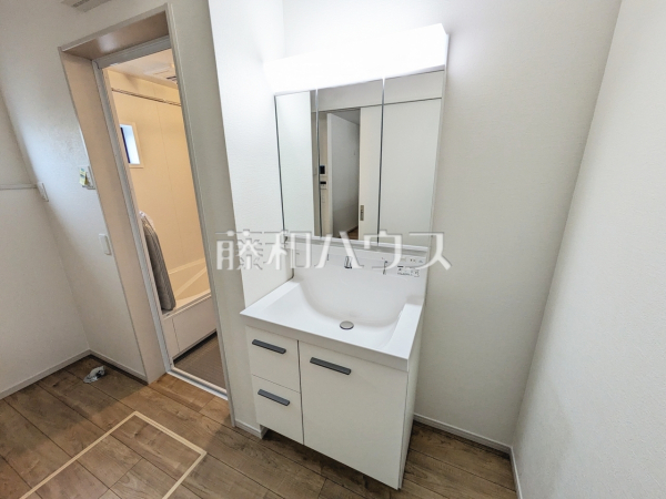 1号棟　洗面室　【福岡市中央区輝国２丁目】