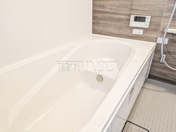 1号棟　浴室　【福岡市中央区輝国２丁目】