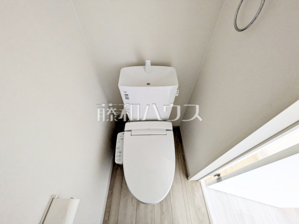 2号棟　トイレ　【福岡市中央区輝国２丁目】