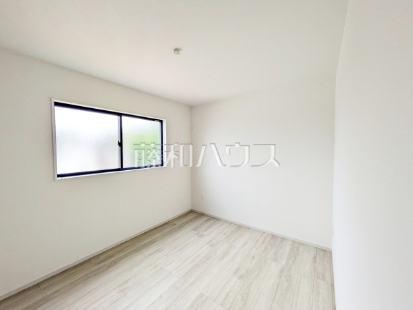 2号棟　居室　【福岡市中央区輝国２丁目】