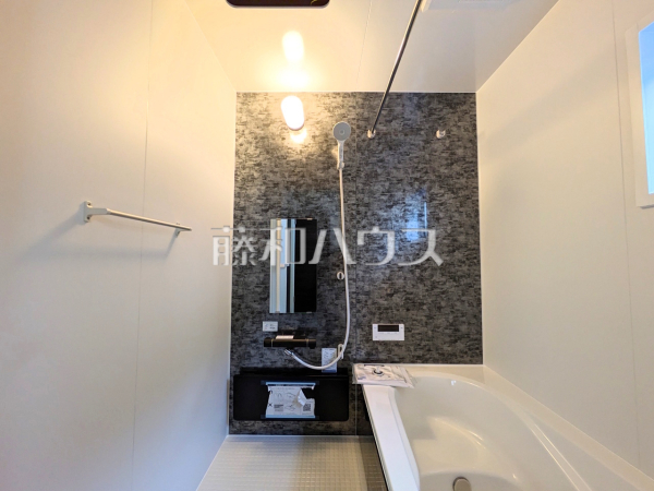 1号棟　浴室　【福岡市早良区飯倉３丁目】