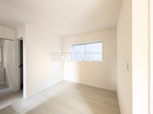 2号棟　居室　【福岡市早良区飯倉３丁目】