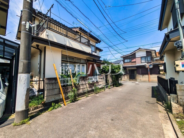 接道状況および現場風景(現況：古屋有)　【西東京市下保谷１丁目】