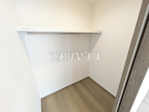 ウォークインクローゼット　【小牧市小牧１丁目】