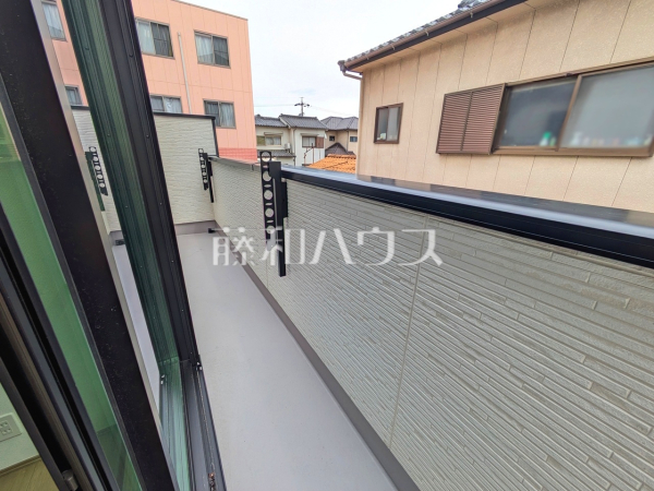 バルコニー　【小牧市小牧１丁目】