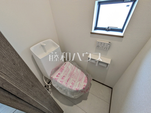 トイレ　【小牧市小牧１丁目】