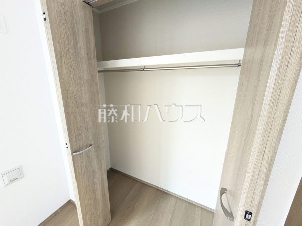 収納　【小牧市小牧１丁目】