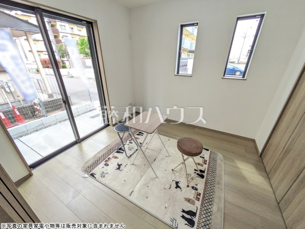 居室　【小牧市小牧１丁目】
