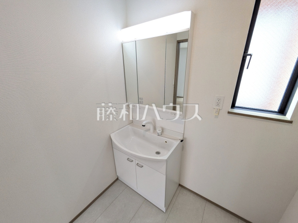 洗面台　【小牧市小牧１丁目】