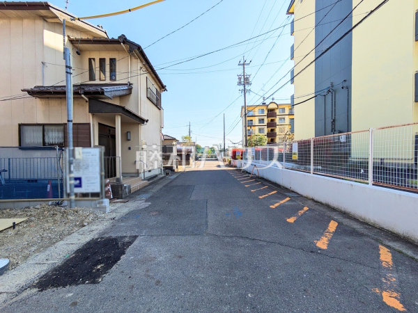接道状況および現場風景　【小牧市小牧１丁目】
