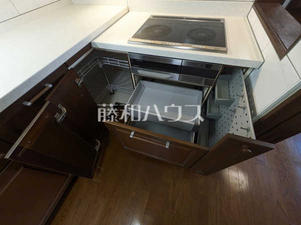 キッチン収納　【西東京市中町５丁目】