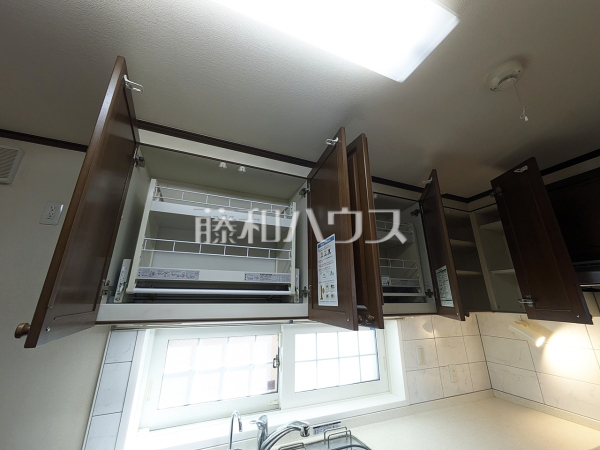 吊戸棚　【西東京市中町５丁目】