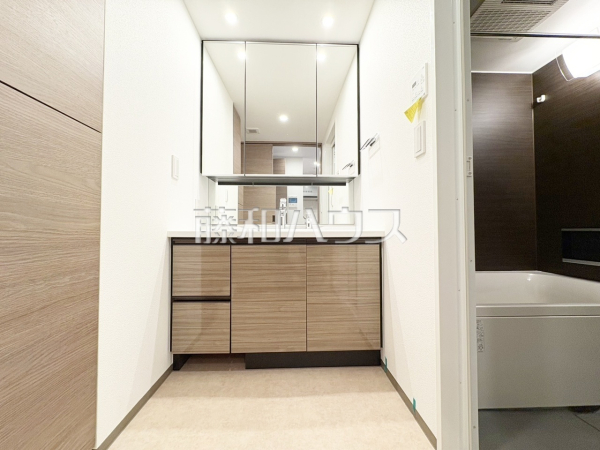 洗面室　【レーベン清瀬ザ・タワー】