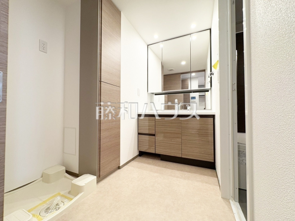 洗面室　【レーベン清瀬ザ・タワー】